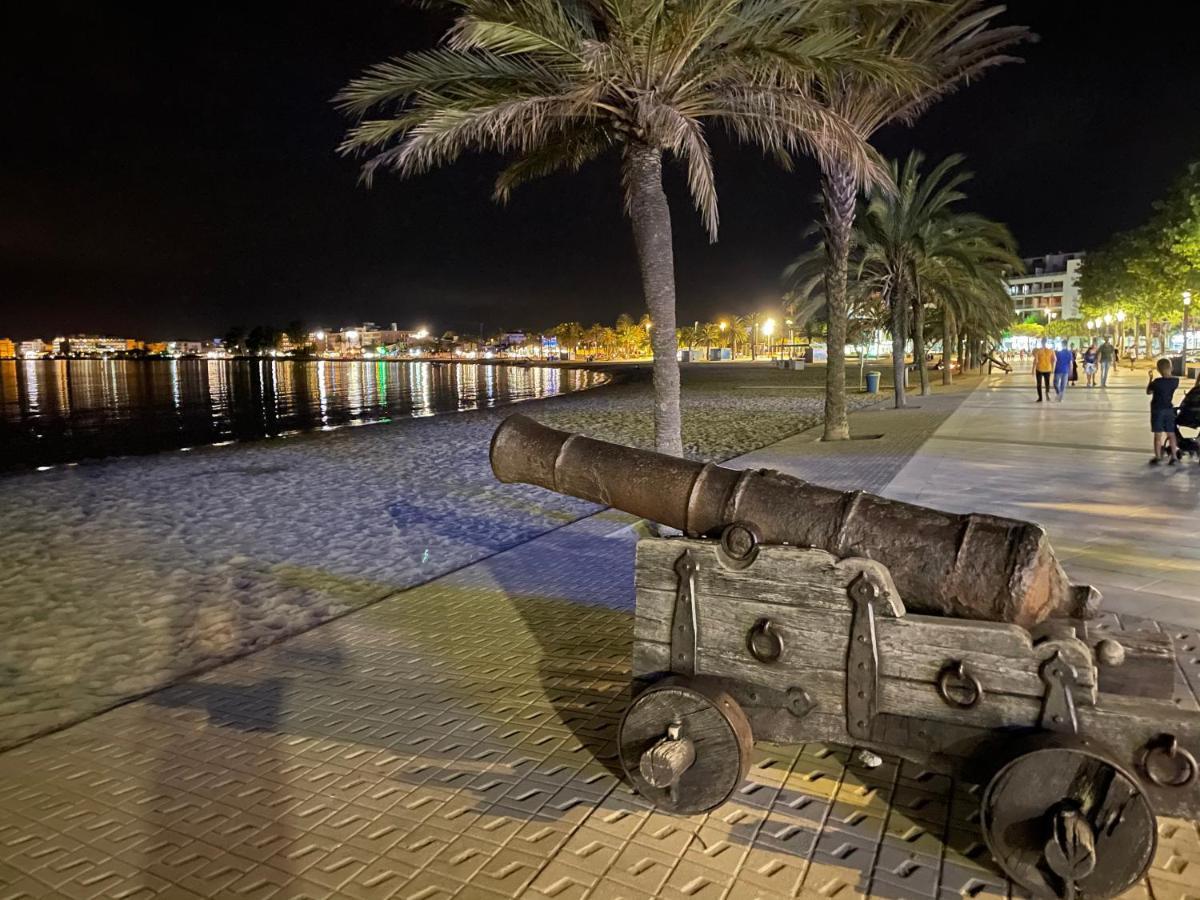 Roses Beach المظهر الخارجي الصورة